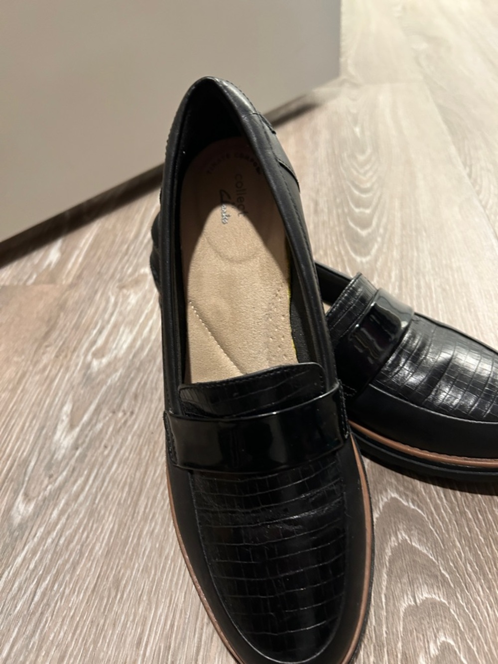 Clarks Black Croc-Embossed Leather Moccasins